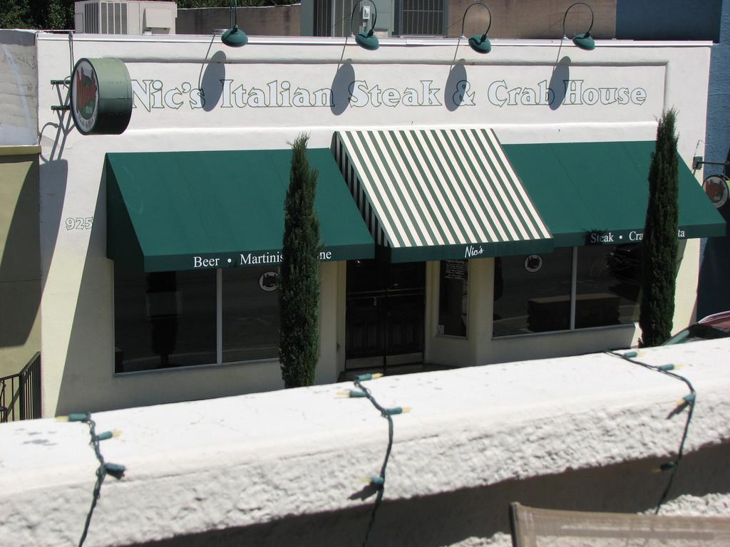 Cottonwood Hotel Exterior photo